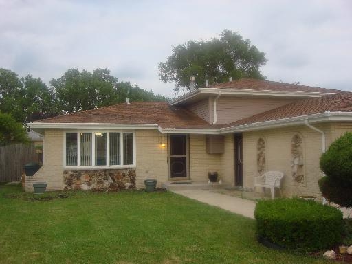 11131 S Deerpath Ln., Palos Hills, IL 60465