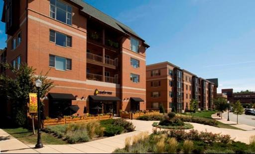 935 Burlington Ave. #107, Downers Grove, IL 60515