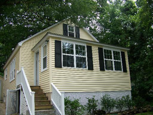 1420 Seminole Dr., Algonquin, IL 60102
