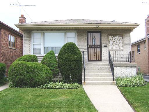 656 Hoxie Ave., Calumet City, IL 60409