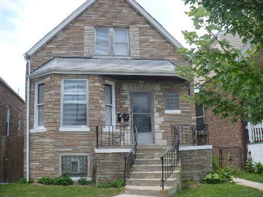 2220 N Kedvale St., Chicago, IL 60639