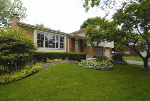417 Green Park Ct., Deerfield, IL 60015