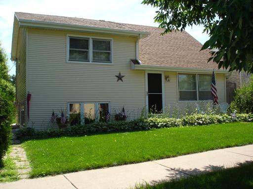 9805 Mcvicker Ave., Oak Lawn, IL 60453