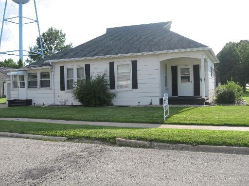 103 W First St., Oglesby, IL 61348
