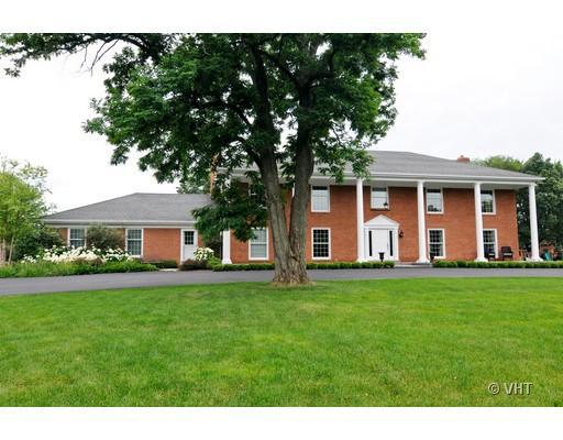 1705 Pheasant Trail Rd., Inverness, IL 60067