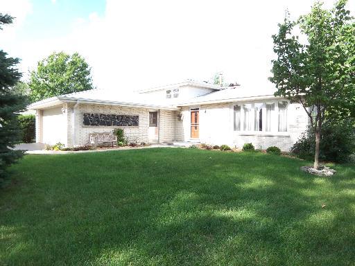 7721 Florence Ave., Darien, IL 60561