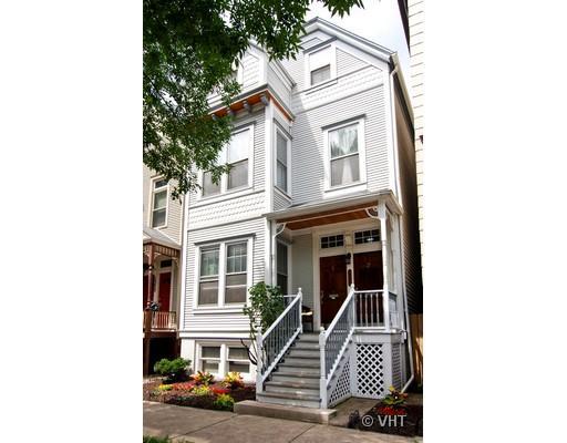 3356 N Kenmore Ave., Chicago, IL 60657