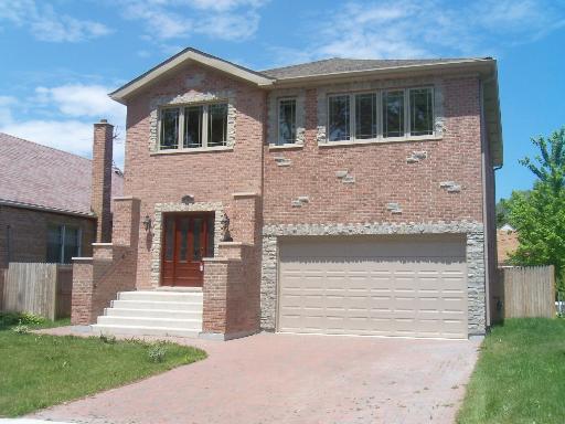 7642 N Kedzie St., Niles, IL 60714
