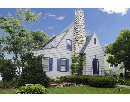 102 Mckinley Ave., Geneva, IL 60134
