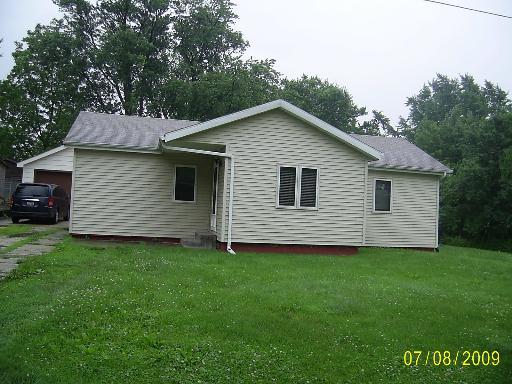 406 N 5th St., Neponset, IL 61345