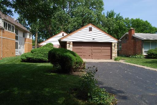 817 Brown Ave., Evanston, IL 60202