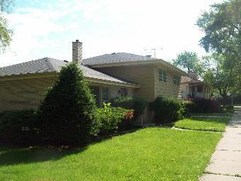 15153 Diekman Ct., Dolton, IL 60419