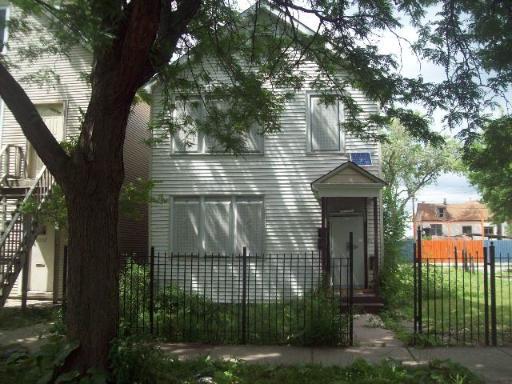 2028 W James St., Chicago, IL 60609