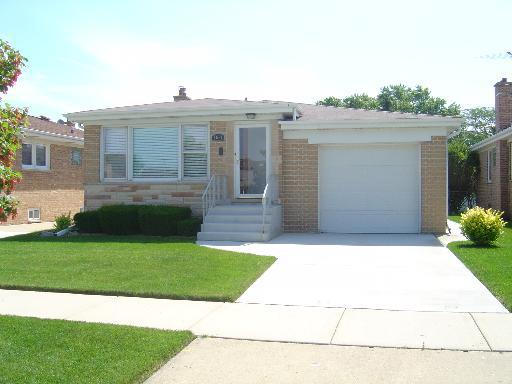 8531 N Ozanam Ave., Niles, IL 60714