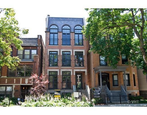 915 W Wrightwood Ave. #2, Chicago, IL 60614