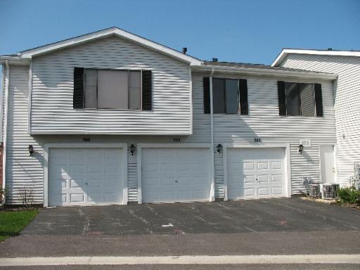 366 Washington Ct., Vernon Hills, IL 60061