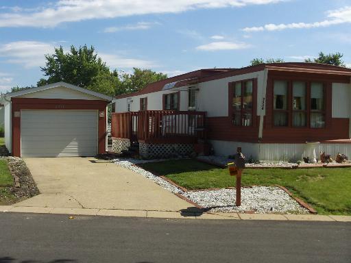 2336 Hickory Ln., Sycamore, IL 60178