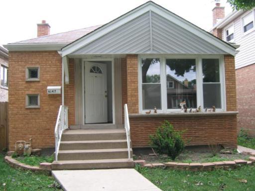 6147 S Moody St., Chicago, IL 60638