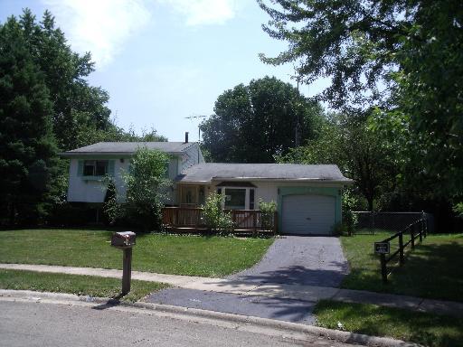 140 Bedford Rd., Bolingbrook, IL 60440