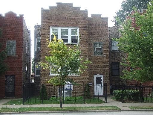 3045 W Addison St., Chicago, IL 60618