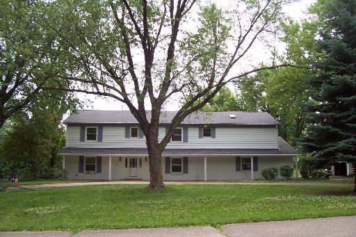 6411 Round Up Rd., Mchenry, IL 60050