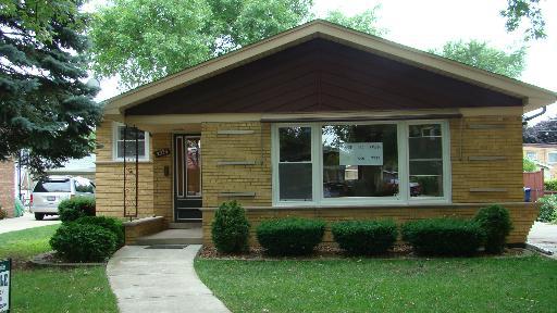 9936 Buell Ct., Oak Lawn, IL 60453