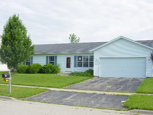 1151 W Highpointe Dr., Dekalb, IL 60115