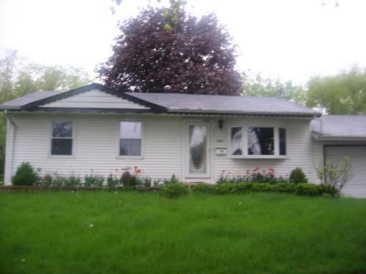 1005 Larkdale Row, Wauconda, IL 60084