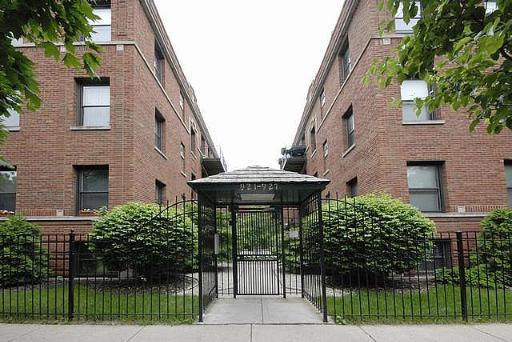 927 W Sunnyside Ave. #3S, Chicago, IL 60640