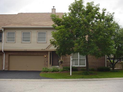 1502 Barrymore Dr., Darien, IL 60561