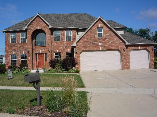 861 Omaha Dr., Yorkville, IL 60560