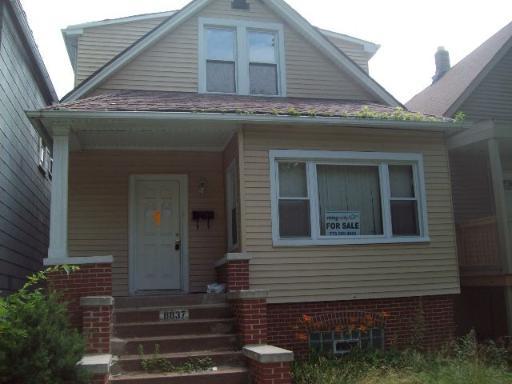 8837 S Saginaw Ave., Chicago, IL 60617
