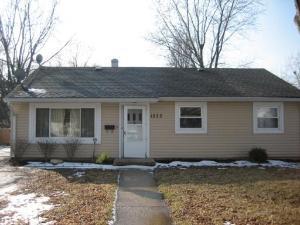 1533 Clay St., Woodstock, IL 60098