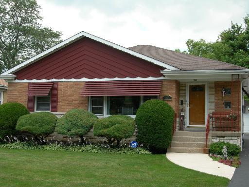525 7th Ave., La Grange, IL 60525