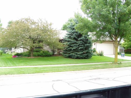 1444 Larson, Sycamore, IL 60178