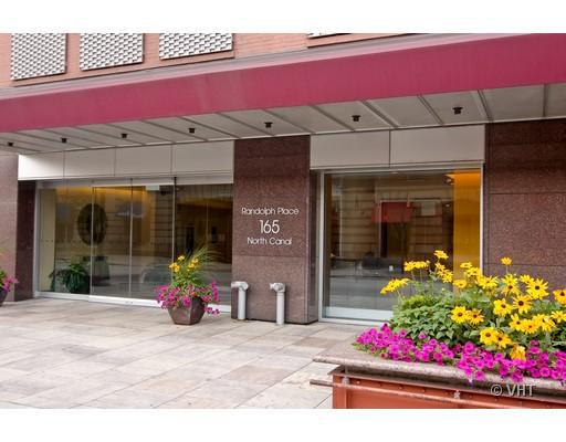 165 N Canal St. #1402, Chicago, IL 60606