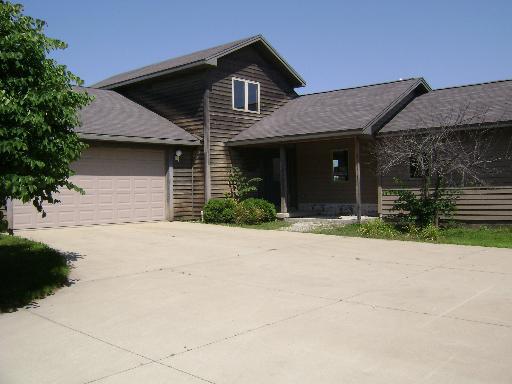 419 Walnut St., Yorkville, IL 60560