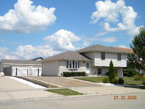 1912 Cumberland Dr., Plainfield, IL 60586