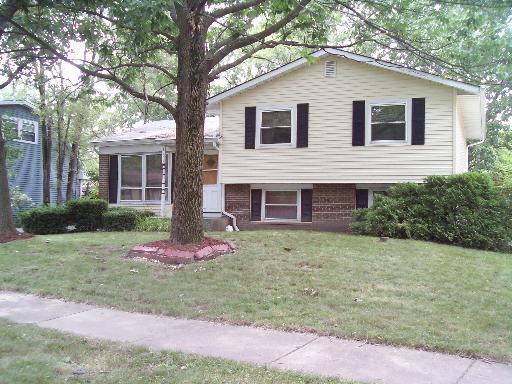 165 Butternut Dr., Bolingbrook, IL 60440