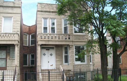 3822 W Congress Pkwy., Chicago, IL 60624