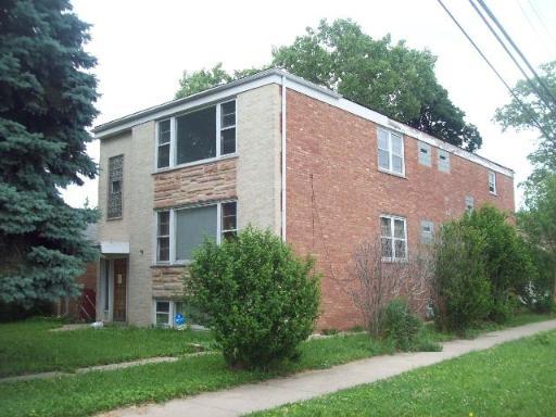 8301 N Trumbull Ave., Skokie, IL 60076