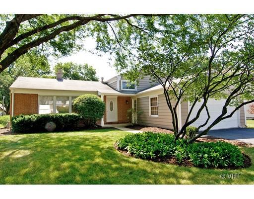 1926 Springside Dr., Naperville, IL 60565