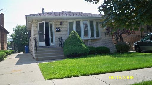 6145 S Knox St., Chicago, IL 60629