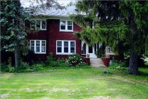 300 S Main St., Leland, IL 60531