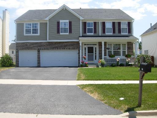 470 Chesterfield Ln., North Aurora, IL 60542