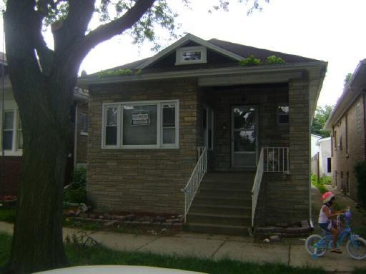 5825 W Berenice Ave., Chicago, IL 60634
