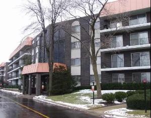 4949 W Golf Rd. #109, Skokie, IL 60077
