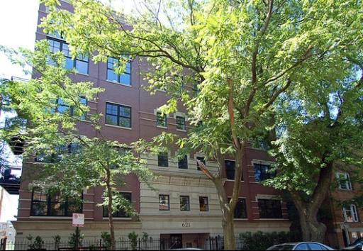 621 W Barry Ave. #403, Chicago, IL 60657