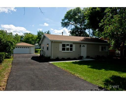 18179 W Valley Dr., Grayslake, IL 60030