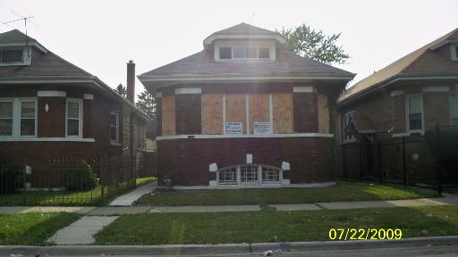 9436 S Throop St., Chicago, IL 60620